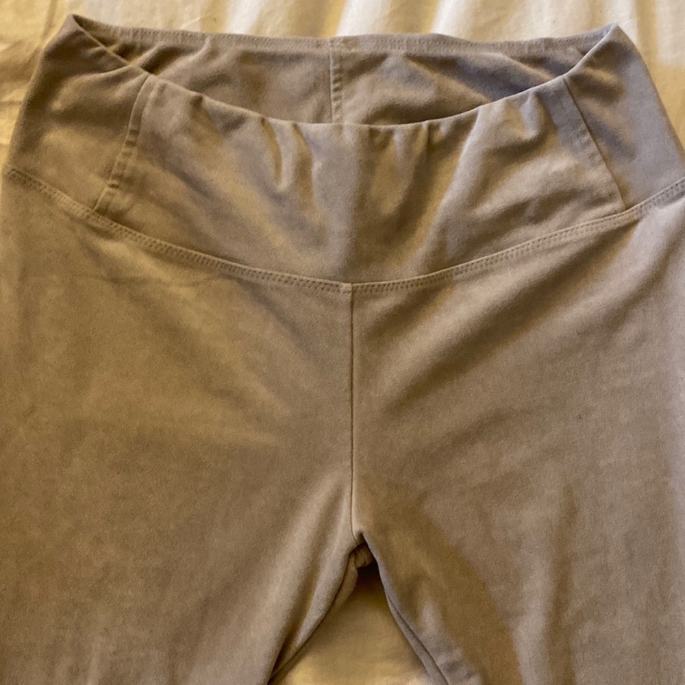 Beige leggings